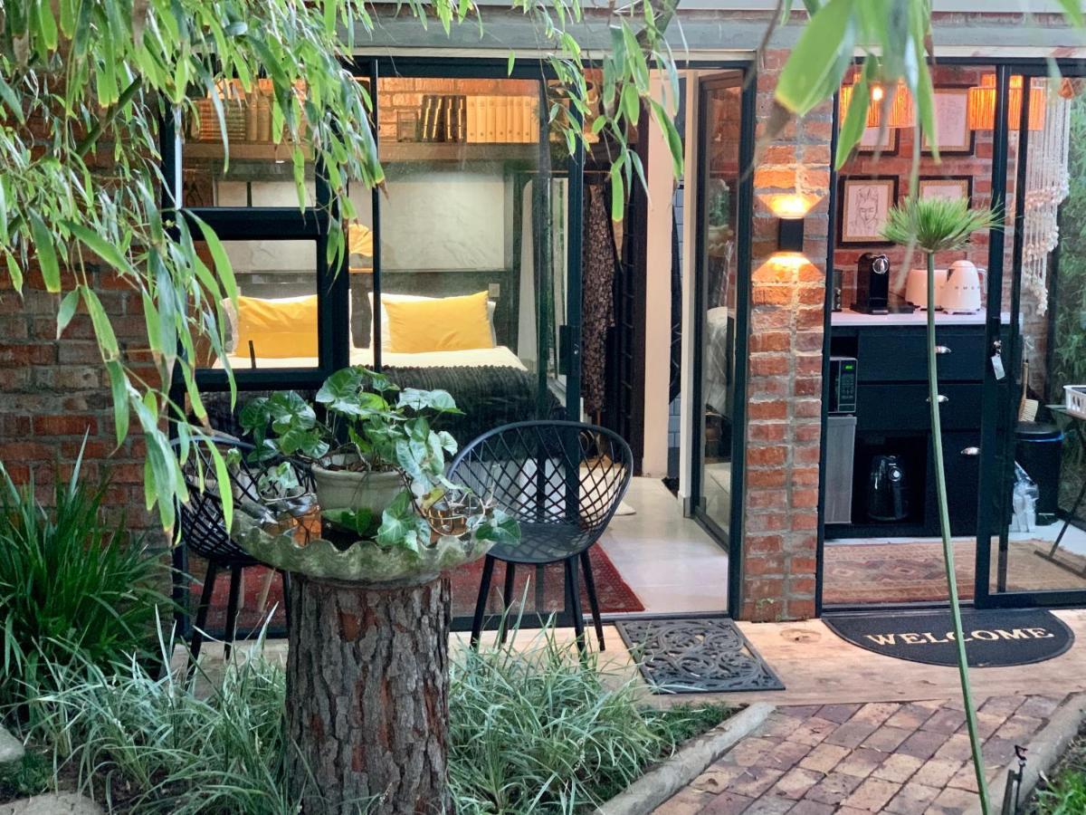 The Secret Garden Hideaway Apartment Mossel Bay Exterior photo